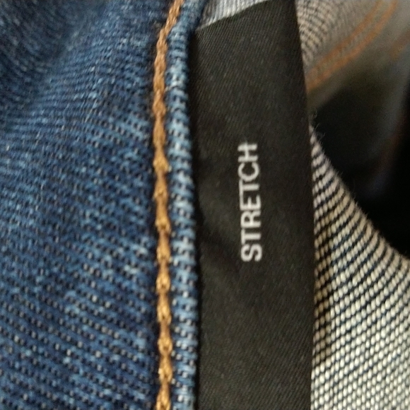 Hugo Boss Regular Fit Stretch Denim Jeans - Picture 8 of 11